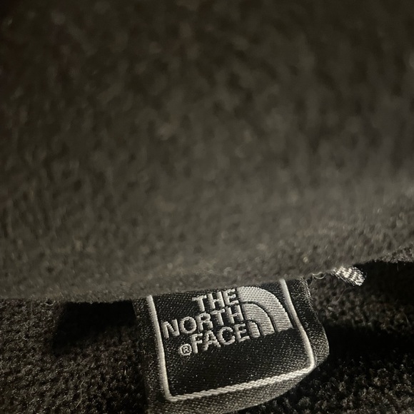 The North Face Jacket Winter Apparel - Picture 4 of 8